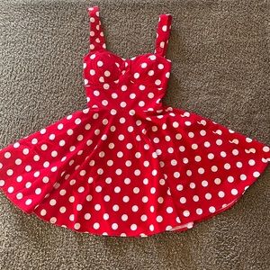1950’s style polka dot dress